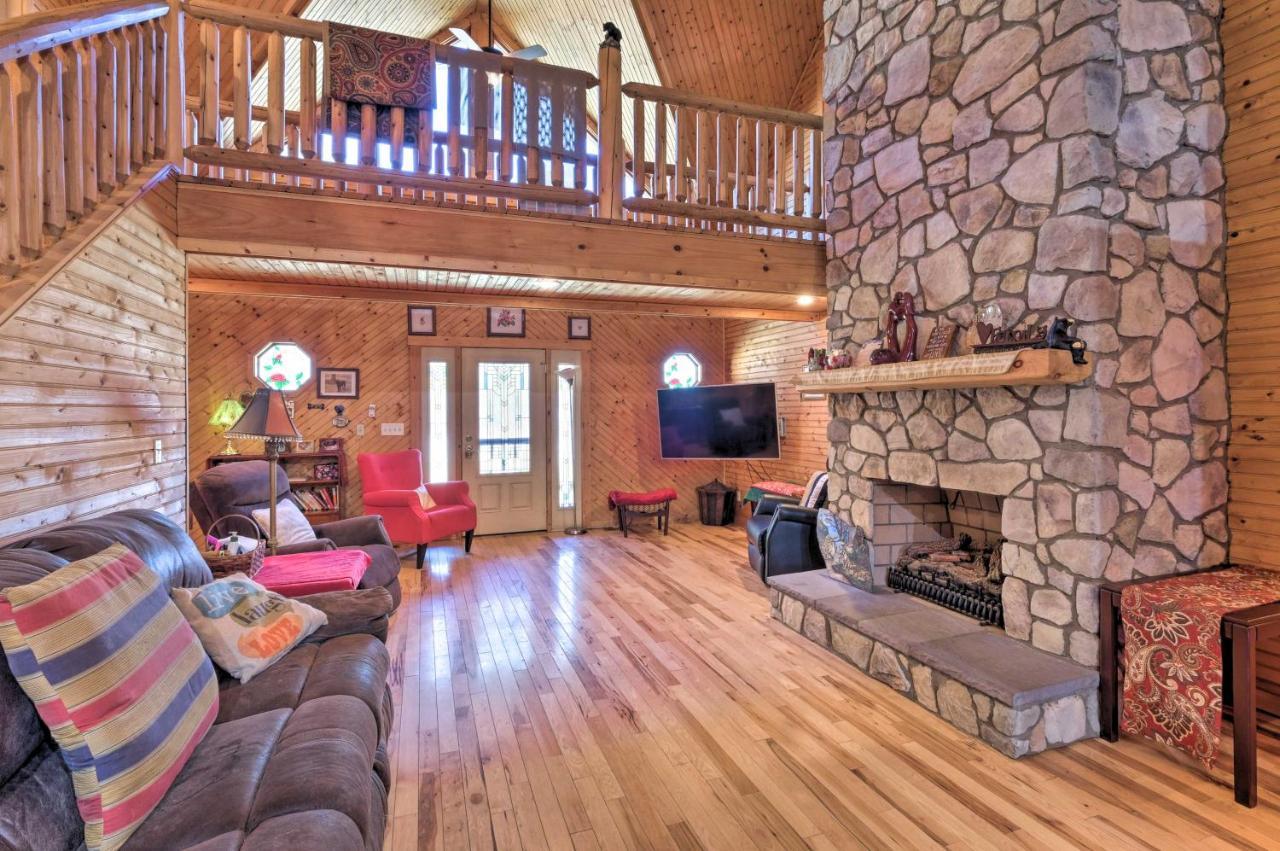 Pet Friendly Garnerland Home With Deck And Porch! ลูเรย์ ภายนอก รูปภาพ