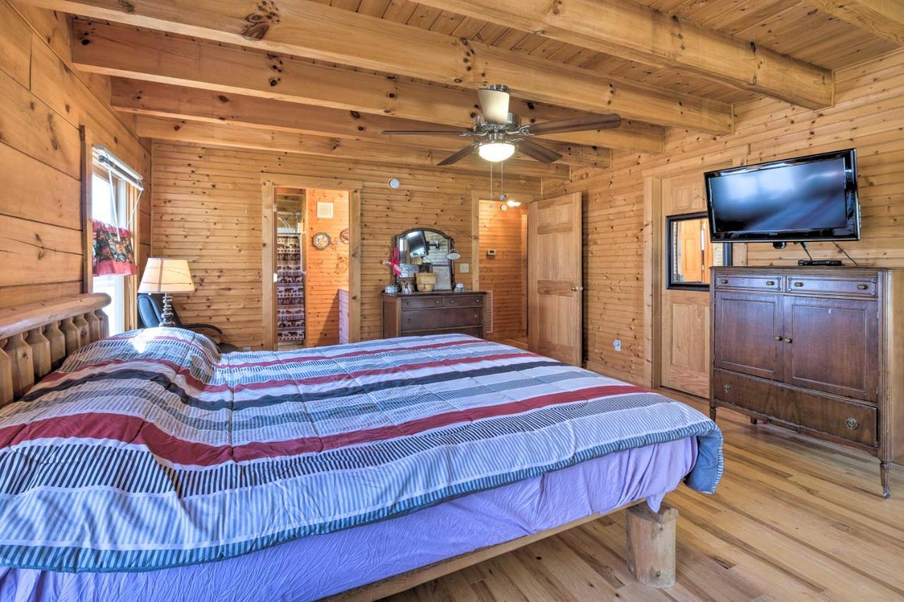Pet Friendly Garnerland Home With Deck And Porch! ลูเรย์ ภายนอก รูปภาพ