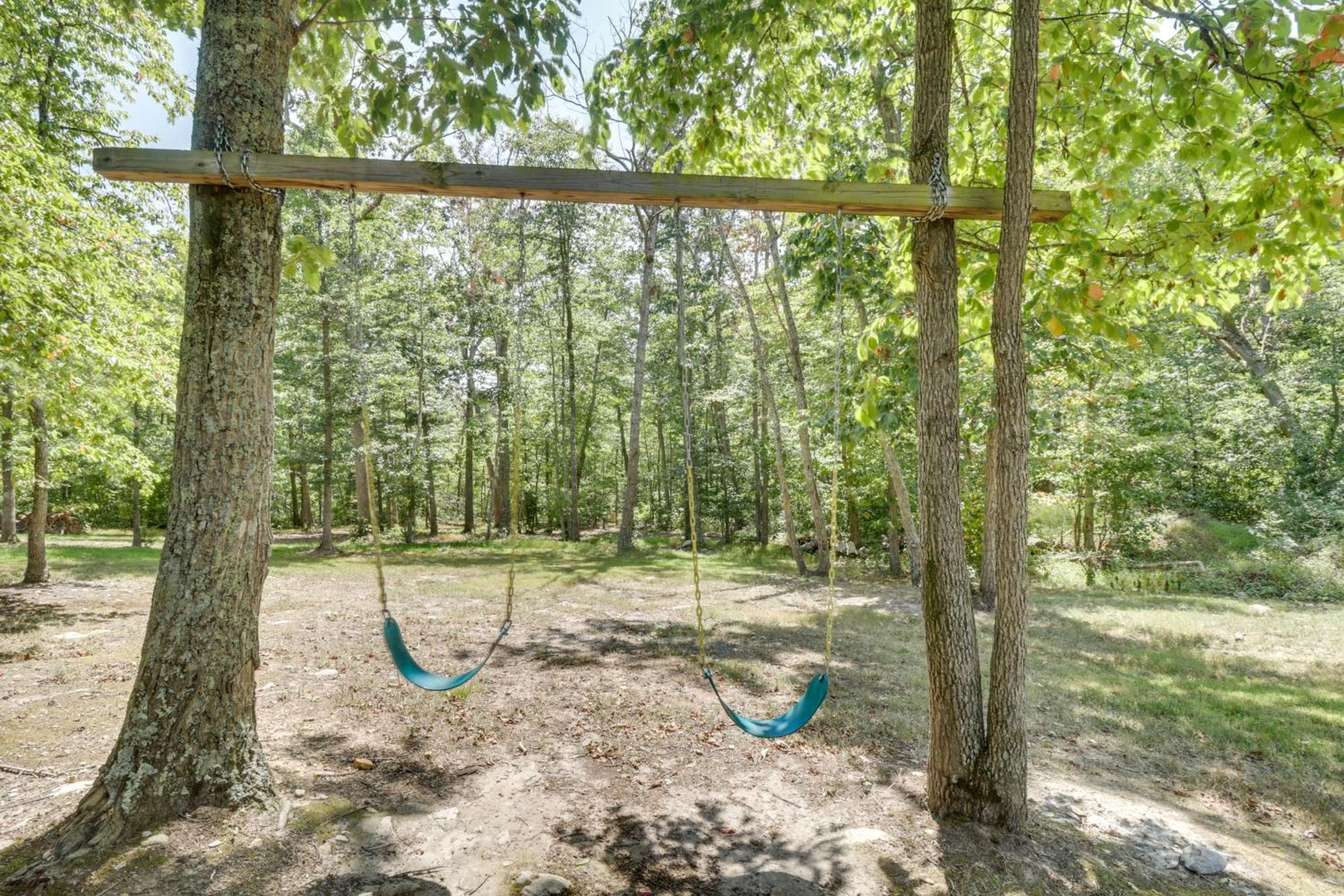 Pet Friendly Garnerland Home With Deck And Porch! ลูเรย์ ภายนอก รูปภาพ